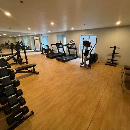 Chic City Nook At Victoria Sports マニラ市 エクステリア 写真